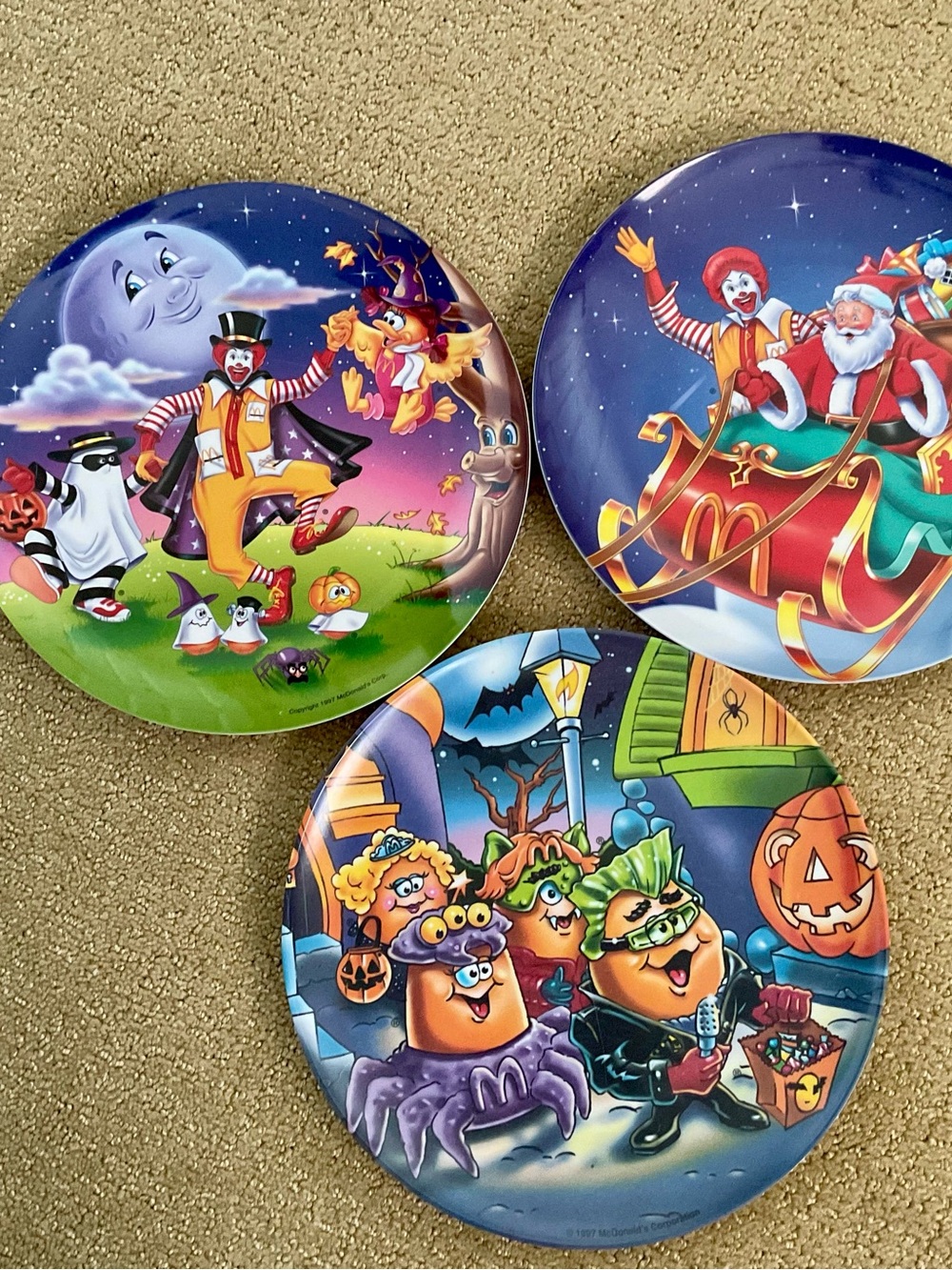 1997 McDonald’s McDonaldland Plates Set of 3 Ronald Halloween Christmas